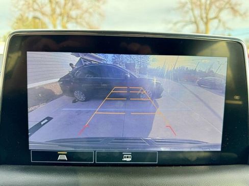 Used 2021 Chevrolet Tahoe LT image 27