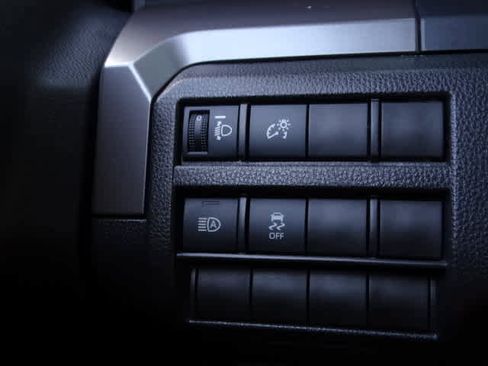 Used 2024 Toyota Tacoma SR5 image 41