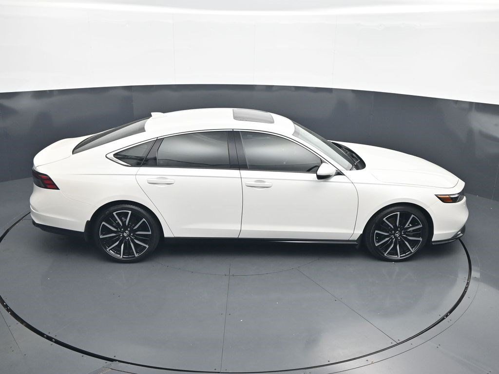 Used 2024 Honda Accord Touring image 30