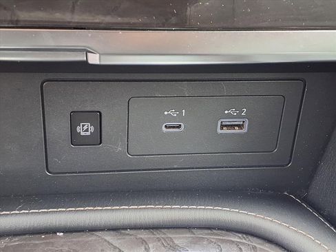 Used 2024 INFINITI QX80 Luxe image 7