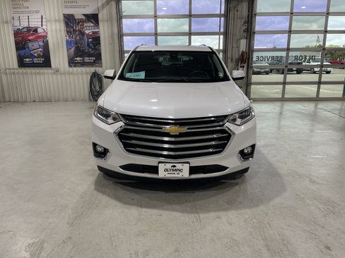 Used 2019 Chevrolet Traverse High Country AWD/4WD image 3
