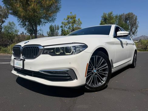 Used 2017 BMW 530i RWD image 1