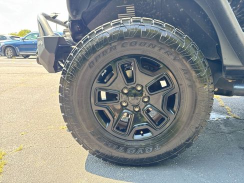 Used 2016 Jeep Wrangler Unlimited Sport w/ Quick Order Package 24S AWD/4WD image 7