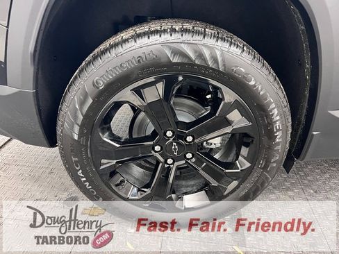 New 2026 Chevrolet Equinox LT w/ Convenience Package II image 17