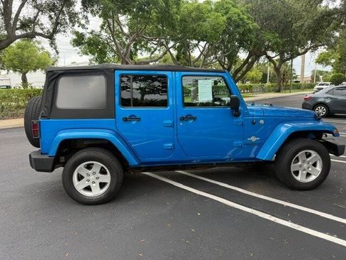 Used 2014 Jeep Wrangler Unlimited Sport AWD/4WD image 2