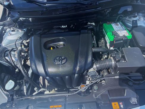 Used 2018 Toyota Yaris iA FWD image 32