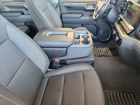 Used 2023 Chevrolet Silverado 1500 LT image 19