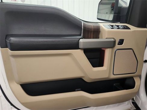 Used 2017 Ford F150 Lariat w/ Equipment Group 502A Luxury image 34