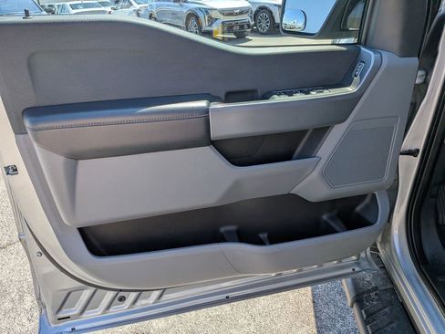 Used 2023 Ford F150 XLT RWD image 10