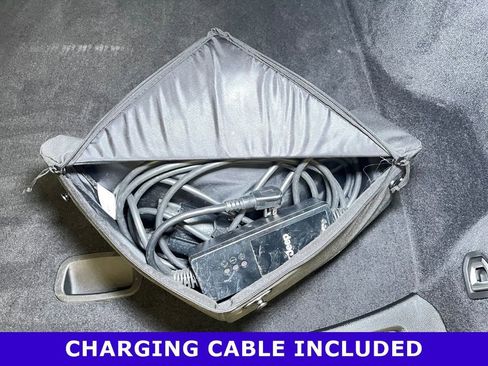 Used 2022 Jeep Grand Cherokee Trailhawk w/ Luxury Tech Group III image 21