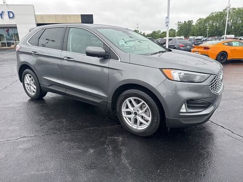 Used 2023 Ford Edge SEL w/ Convenience Package AWD/4WD image 6