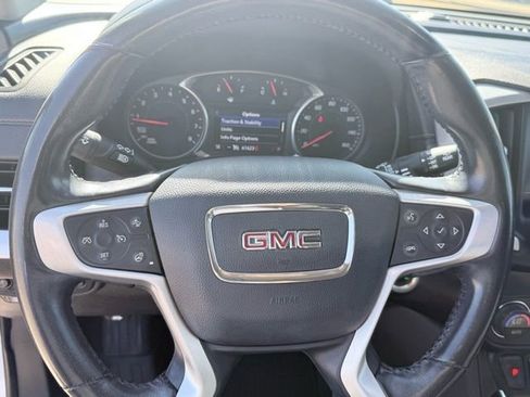 Used 2021 GMC Terrain SLT w/ Elevation Edition image 12