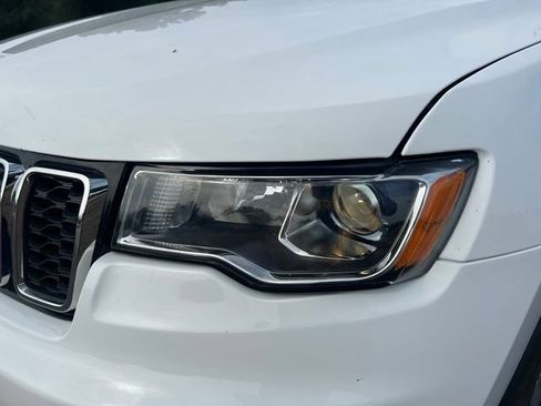 Used 2021 Jeep Grand Cherokee Limited w/ Trailer Tow Group IV AWD/4WD image 9