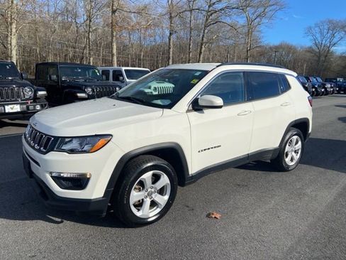 Used 2021 Jeep Compass Latitude w/ Convenience Group image 2