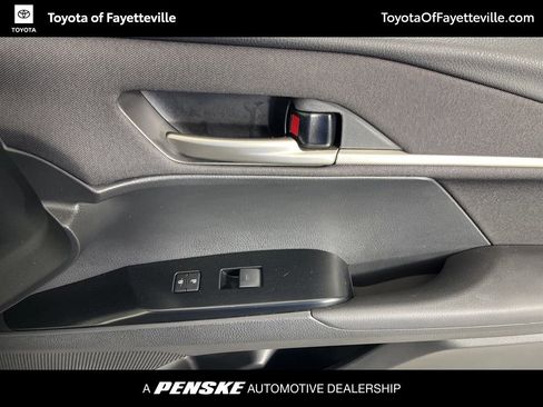 Used 2025 Toyota Camry LE image 19