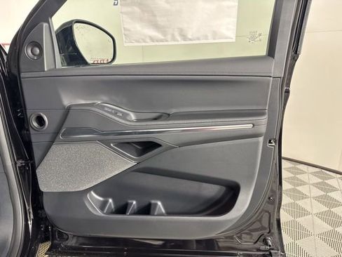 New 2025 Lincoln Navigator Reserve w/ Jet Appearance Package image 22