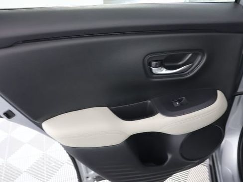New 2026 Honda HR-V LX image 24