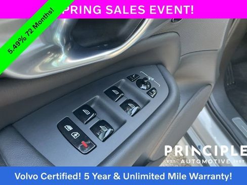 Certified 2024 Volvo XC90 T8 Plus image 28