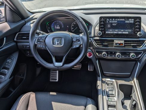 Used 2022 Honda Accord Sport image 16