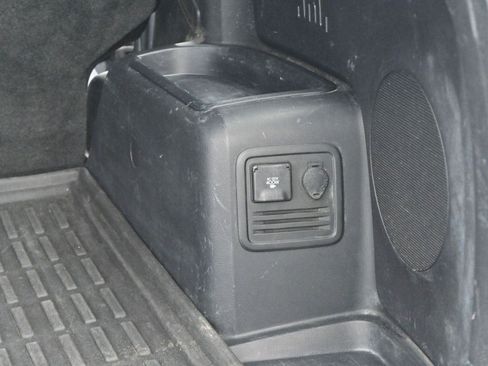 Used 2018 Toyota 4Runner Limited AWD/4WD image 11