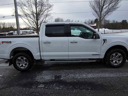 Used 2022 Ford F150 XLT w/ Equipment Group 302A High image 9