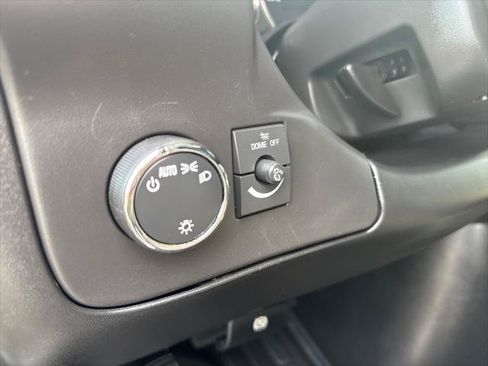 Used 2020 Chevrolet Express 3500 w/ Driver Convenience Package RWD image 13