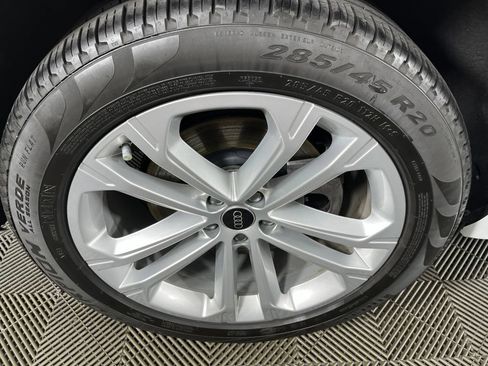Used 2025 Audi Q7 3.0T Premium Plus AWD/4WD image 18