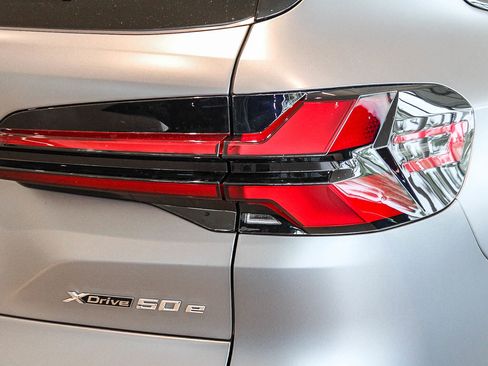 New 2026 BMW X5 xDrive50e AWD/4WD image 7