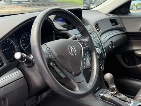 Used 2019 Acura ILX FWD image 10