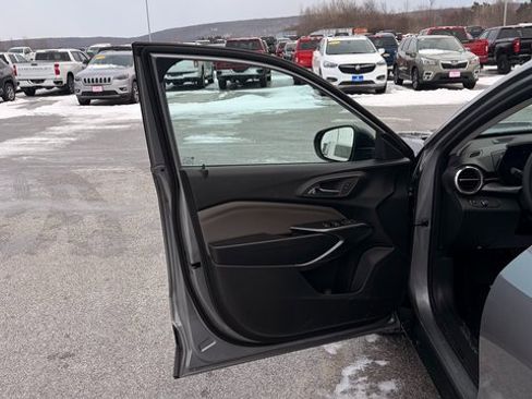 New 2026 Chevrolet Trax ACTIV w/ Sunroof Package image 10