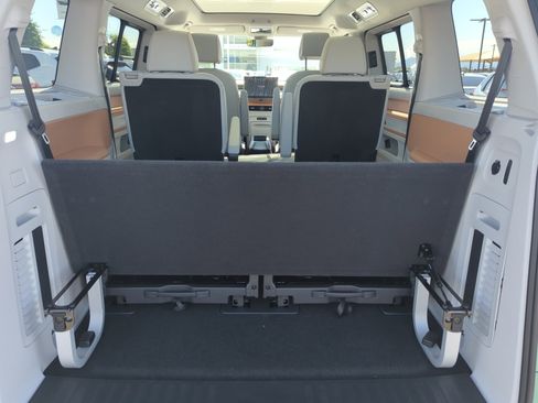 New 2025 Volkswagen ID. Buzz Pro S Plus image 31