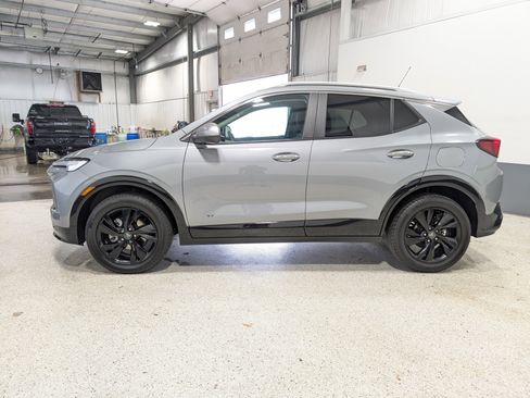 Used 2025 Buick Encore GX Sport Touring w/ Comfort Package AWD/4WD image 6