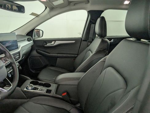 New 2025 Ford Escape SE w/ PHEV Premium Package image 11