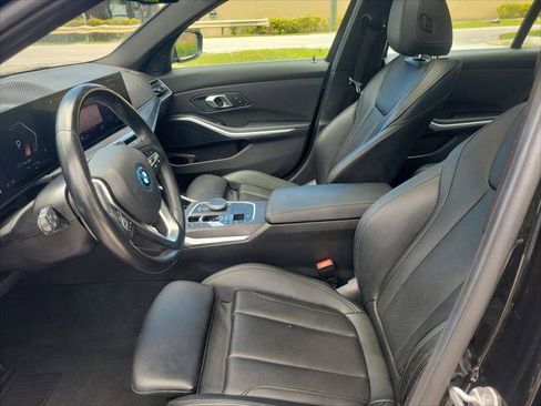 Used 2024 BMW 330e RWD image 17
