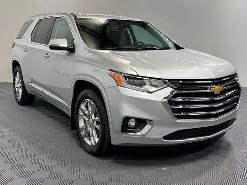Used 2018 Chevrolet Traverse High Country AWD/4WD image 3