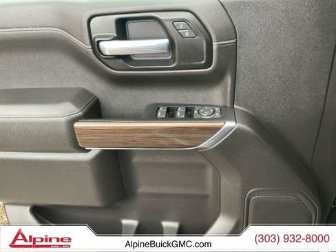 Used 2021 Chevrolet Silverado 1500 LT AWD/4WD image 18