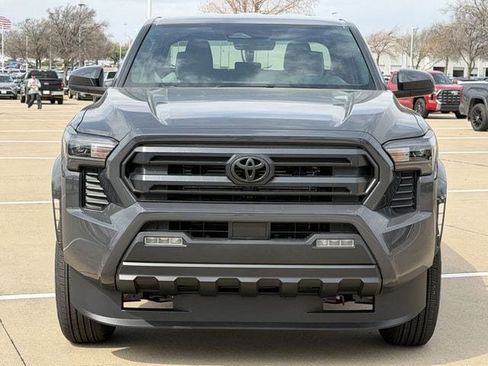 New 2026 Toyota Tacoma SR5 RWD image 7