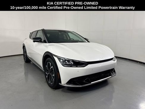Certified 2024 Kia EV6 Wind w/ Wind Technology Package AWD/4WD image 3