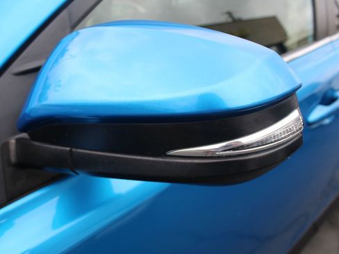 Used 2018 Toyota RAV4 XLE w/ Convenience Package image 12