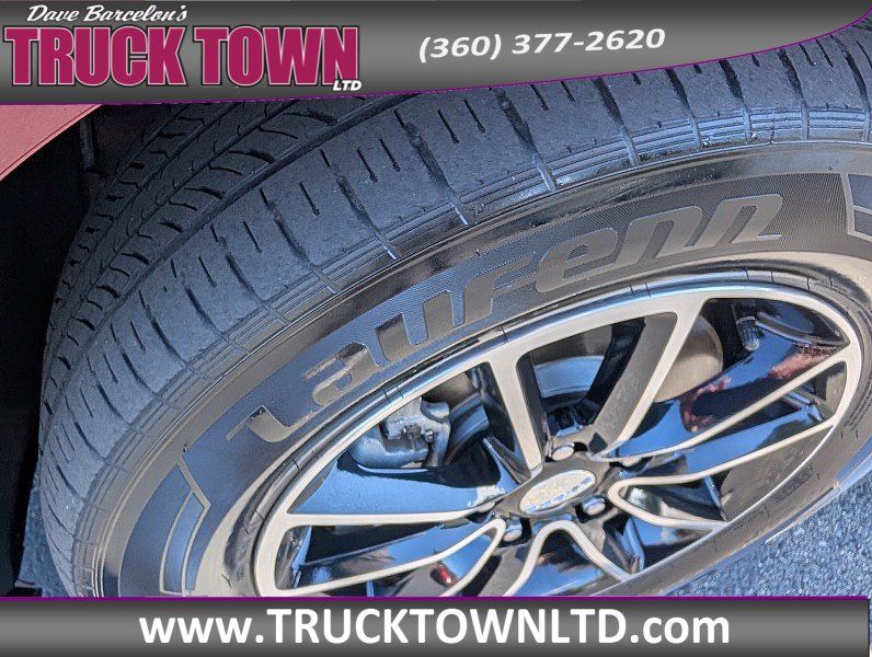 Used 2018 Dodge Grand Caravan SE FWD image 32