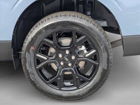 New 2025 Ford Maverick XLT w/ XLT Luxury Package image 10