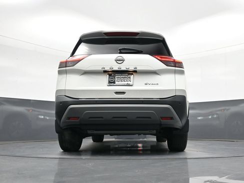 Used 2023 Nissan Rogue SV AWD/4WD image 20