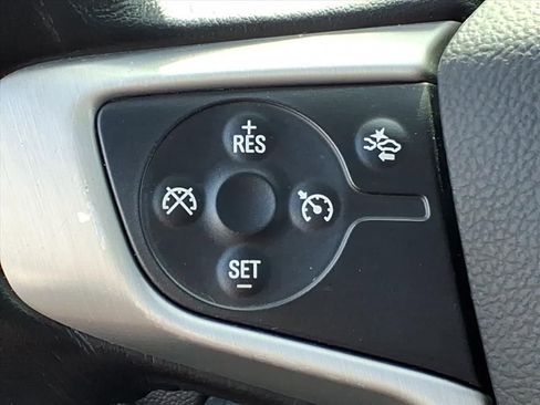 Used 2015 GMC Canyon SLT w/ Driver Alert Package image 13