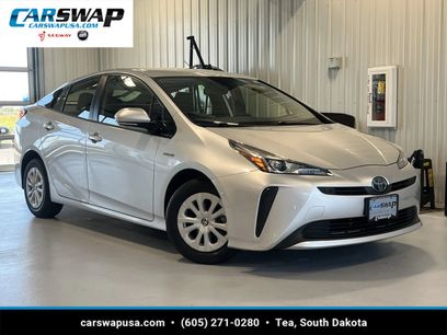 Used 2019 Toyota Prius LE