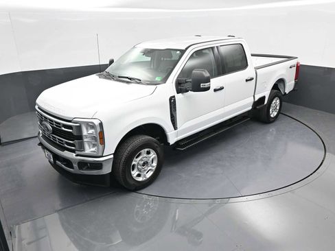 Used 2025 Ford F250 XLT image 53