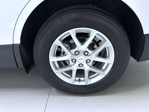 Used 2023 Chevrolet Equinox LT image 23