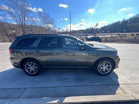 New 2026 Dodge Durango GT image 2