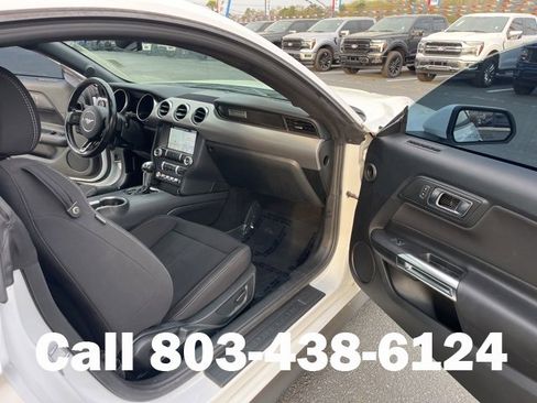 Used 2022 Ford Mustang GT image 10