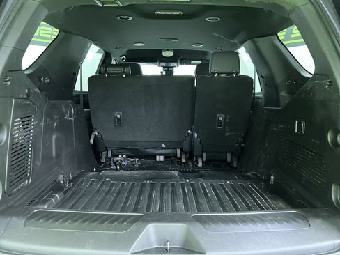 Used 2023 Chevrolet Tahoe 4WD image 26