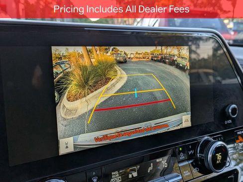 Used 2023 Toyota Highlander Limited FWD image 24
